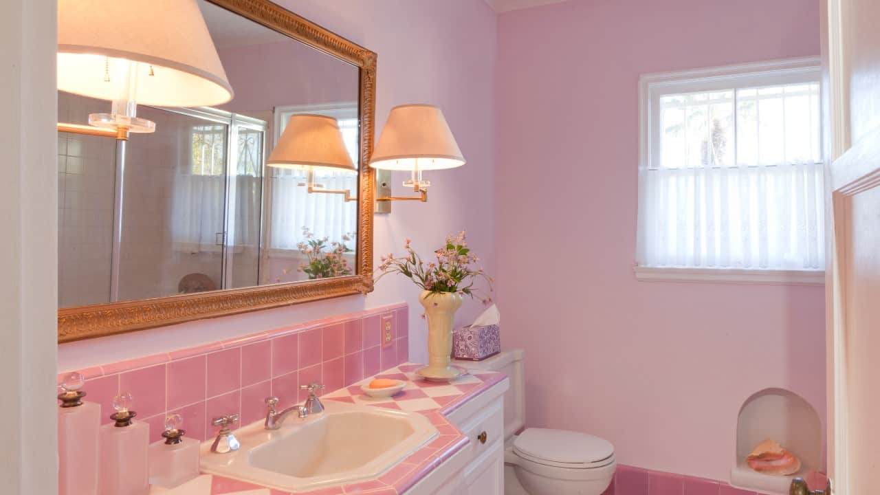 Beautiful pink bathroom